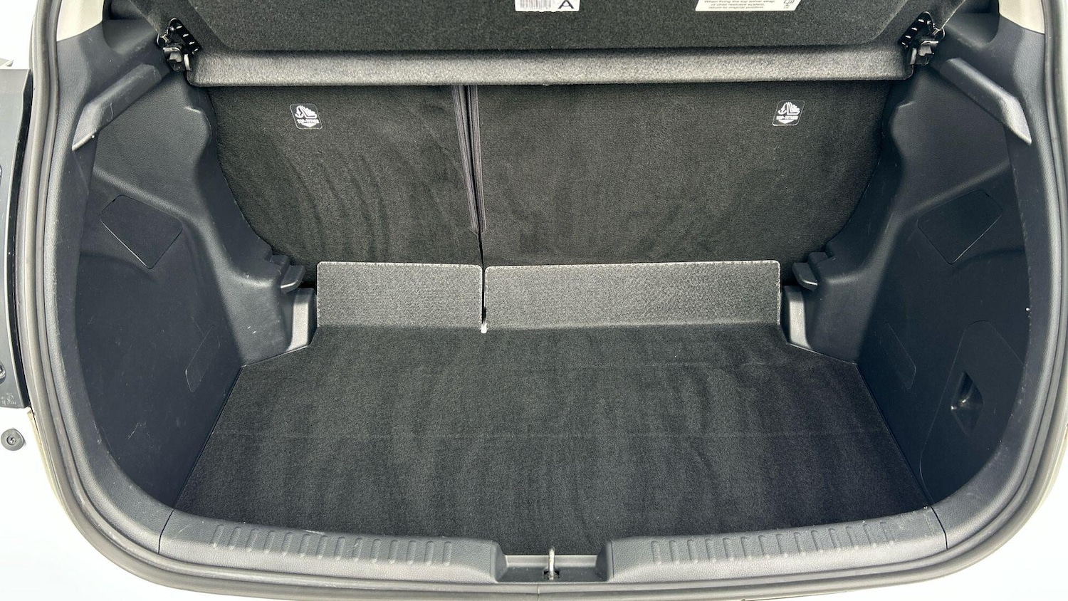 Used Toyota Yaris 2022 for sale - 76781175: Photo 18