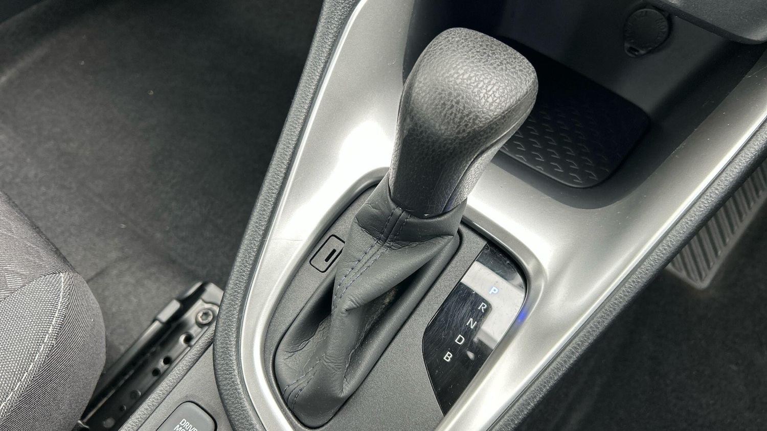 Used Toyota Yaris 2022 for sale - 76781175: Photo 31