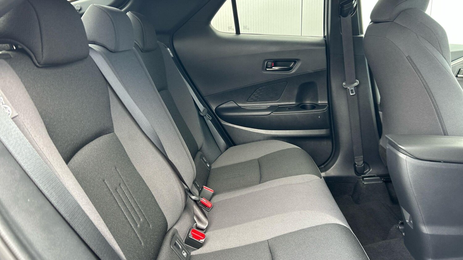 Used Toyota C-HR for sale - 78204008: Photo 18