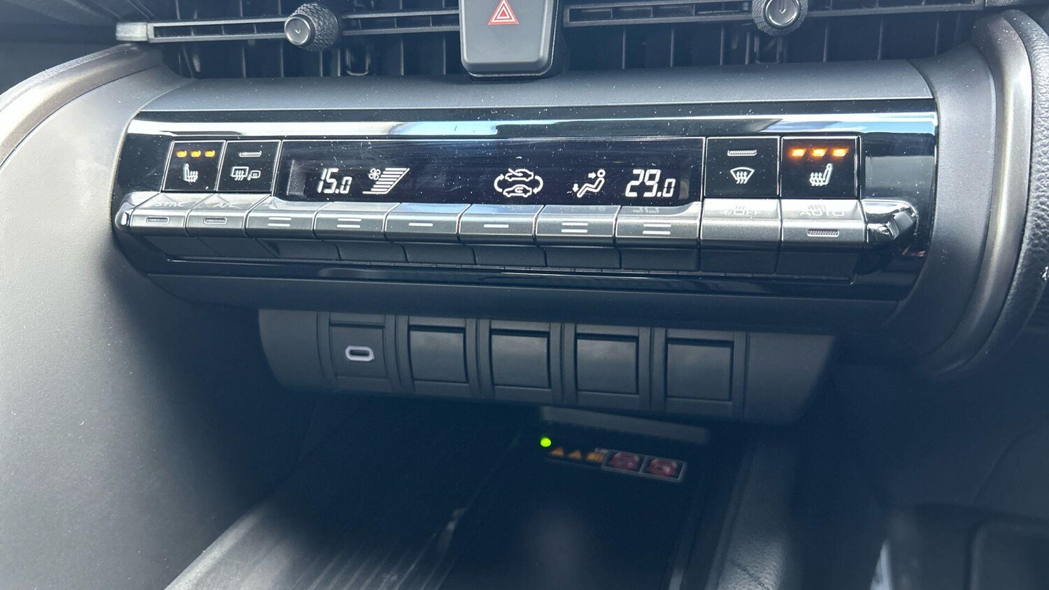 Used Toyota C-HR for sale - 78204008: Photo 30