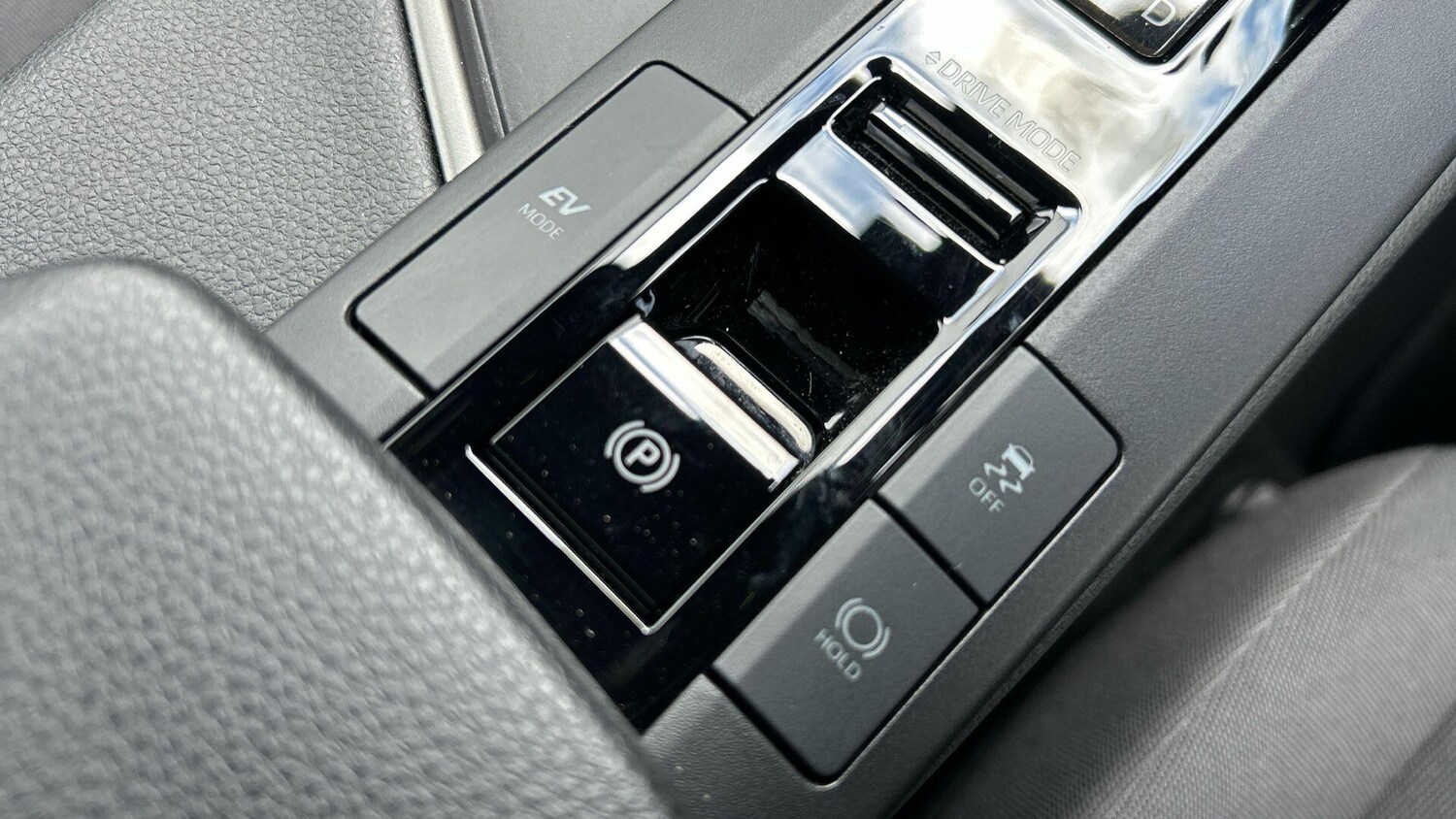 Used Toyota C-HR for sale - 78204008: Photo 33