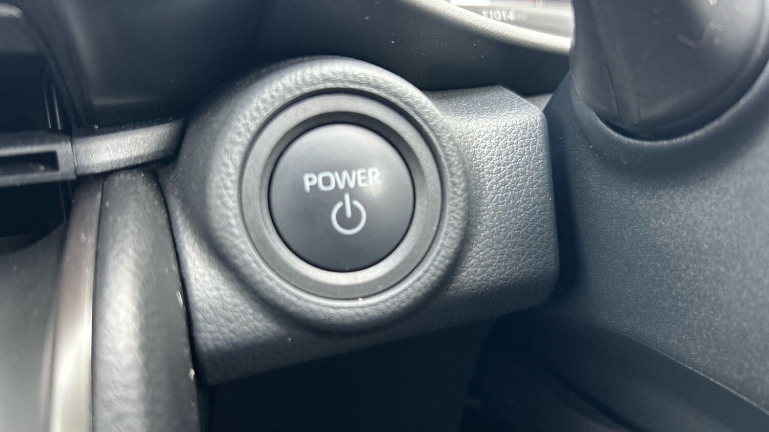 Used Toyota C-HR for sale - 78204008: Photo 37