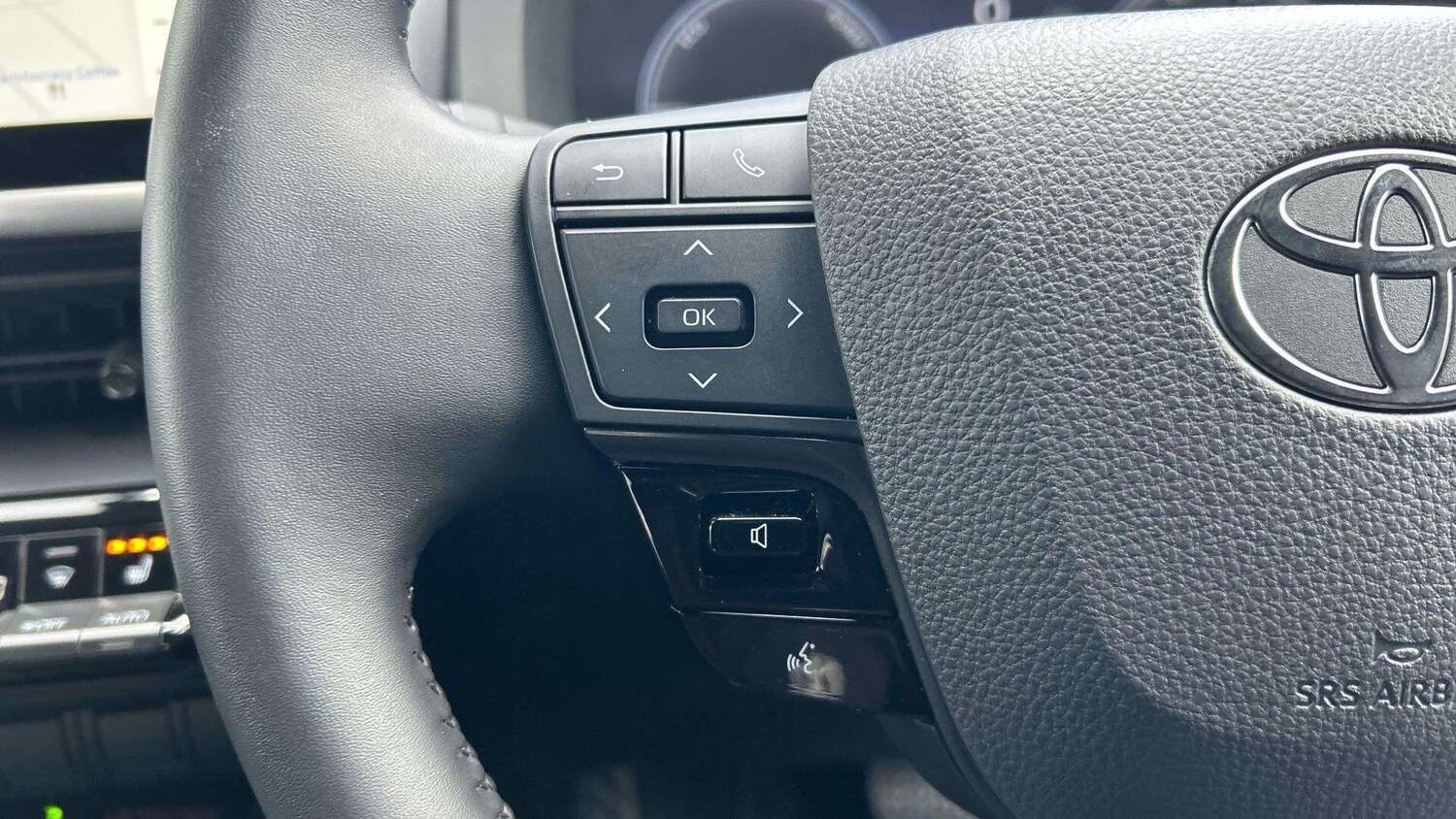 Used Toyota C-HR for sale - 78204008: Photo 38