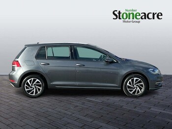 Used Volkswagen Golf 2019 for sale - 77825247: Photo