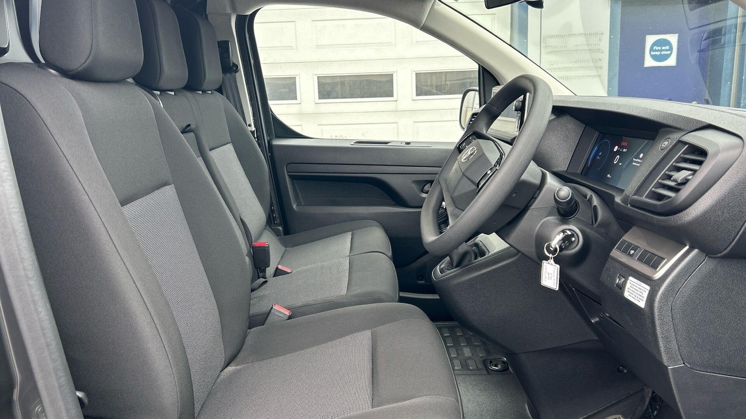 Used Toyota ProAce 2025 for sale - 77969876: Photo 15