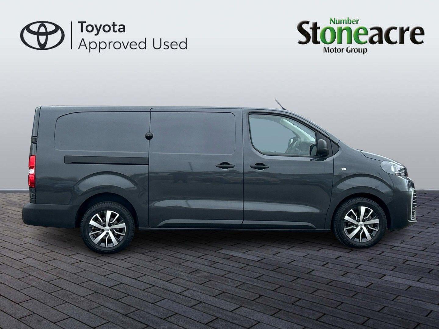 Used Toyota ProAce 2025 for sale - 77969876: Photo 2