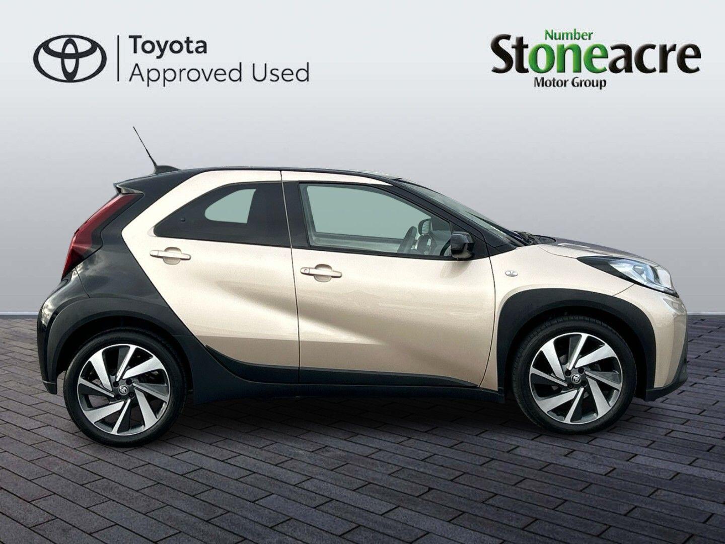 Used Toyota Aygo X 2023 for sale - 77624956: Photo 2