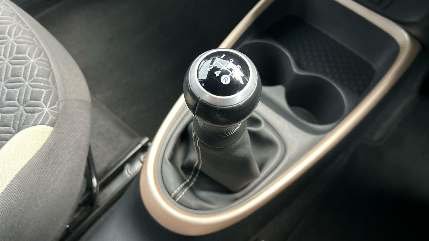 Used Toyota Aygo X 2023 for sale - 77624956: Photo 29