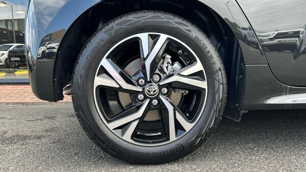 Used Toyota Yaris for sale - 76026738: Photo 21