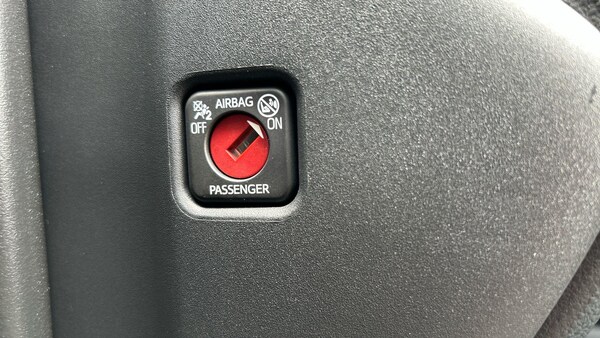 Used Toyota Yaris for sale - 76026738: Photo 41