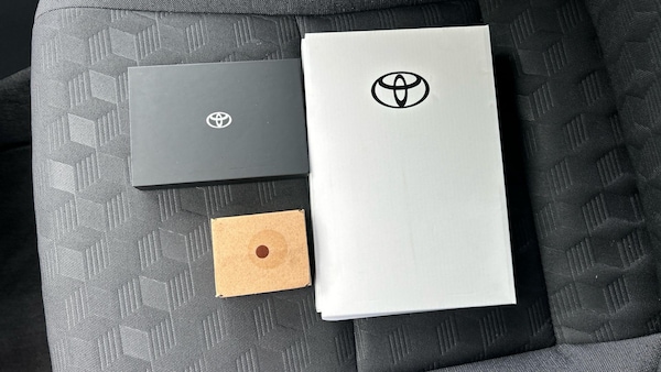 Used Toyota Yaris for sale - 76026738: Photo 42
