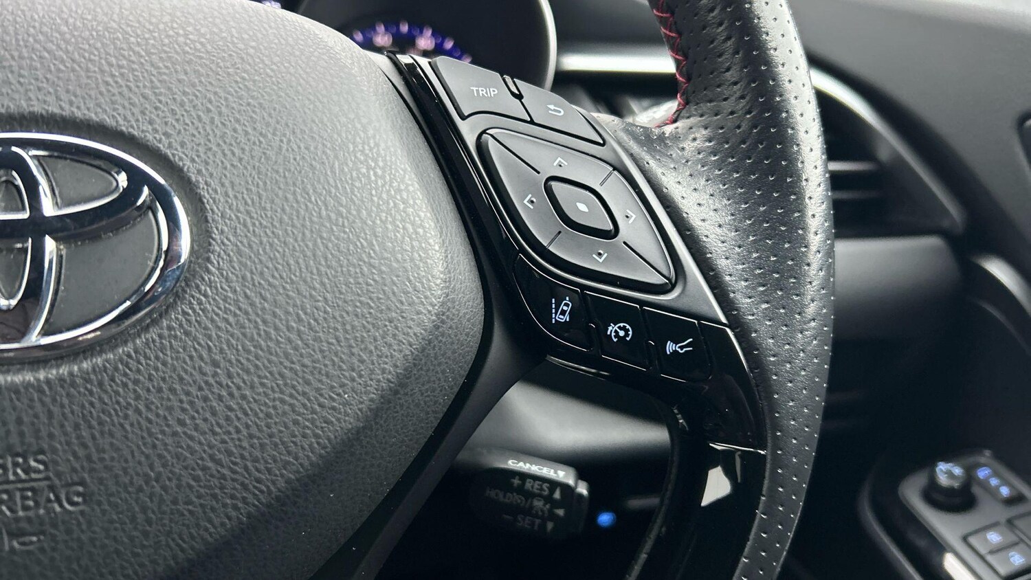 Used Toyota C-HR 2022 for sale - 77525070: Photo 36