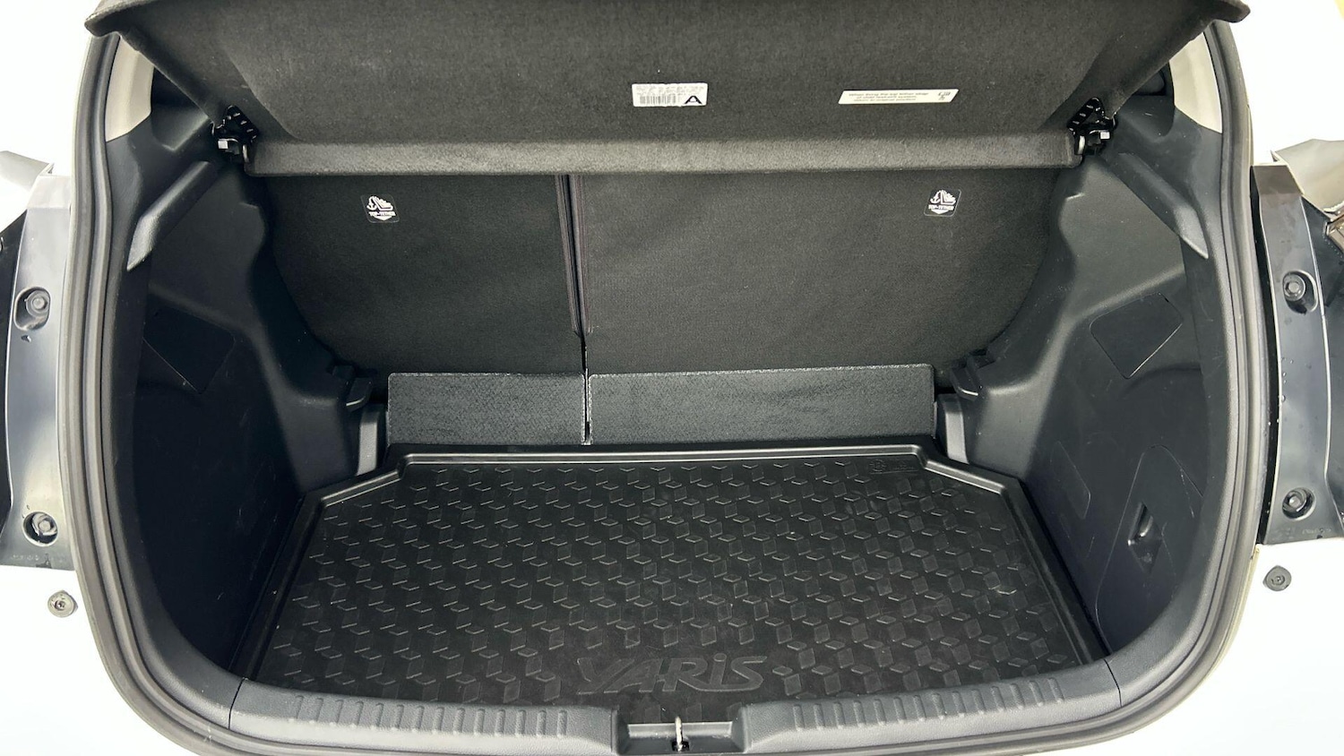 Used Toyota Yaris 2022 for sale - 77238463: Photo 18