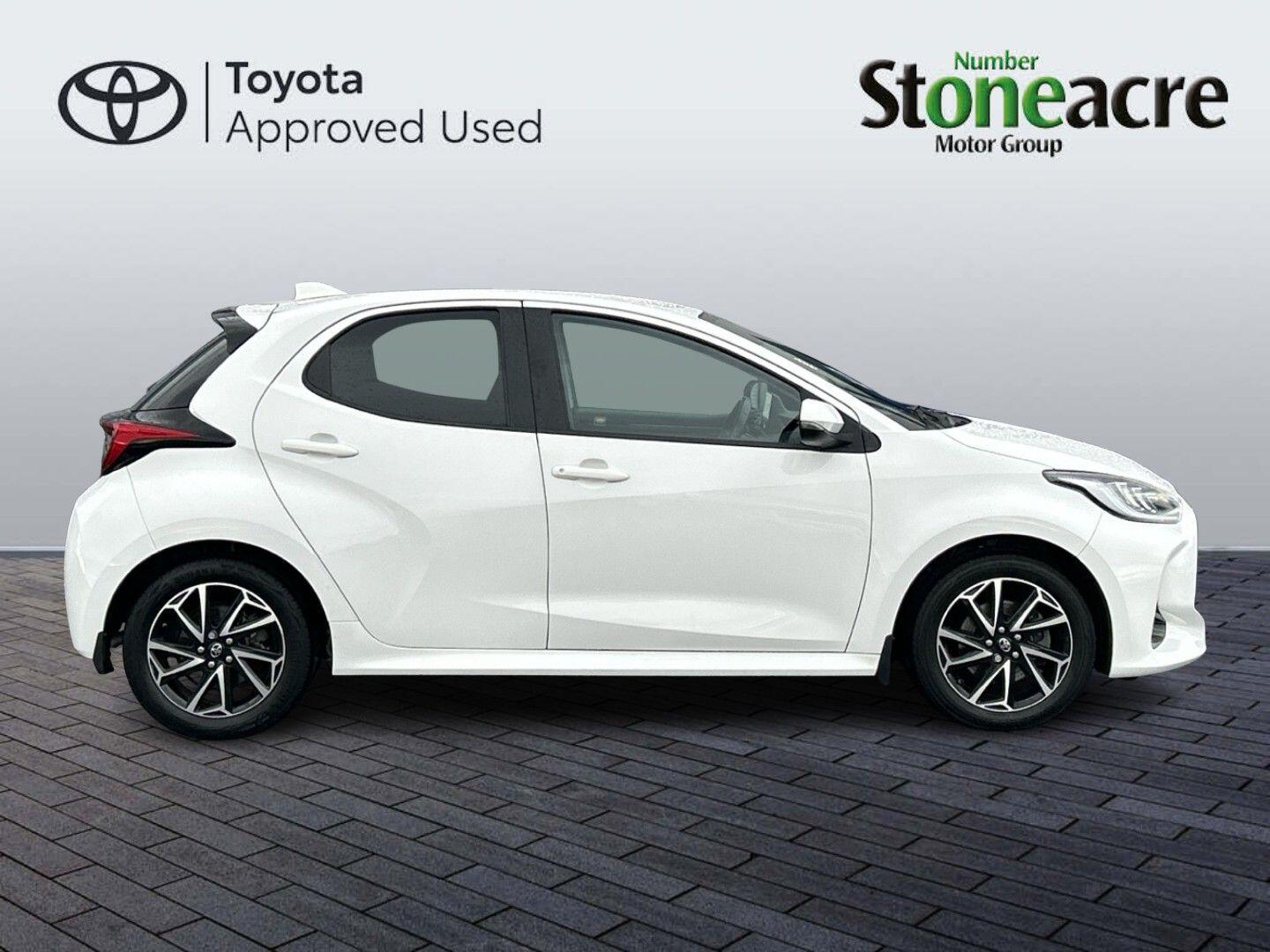 Used Toyota Yaris 2022 for sale - 77238463: Photo 2