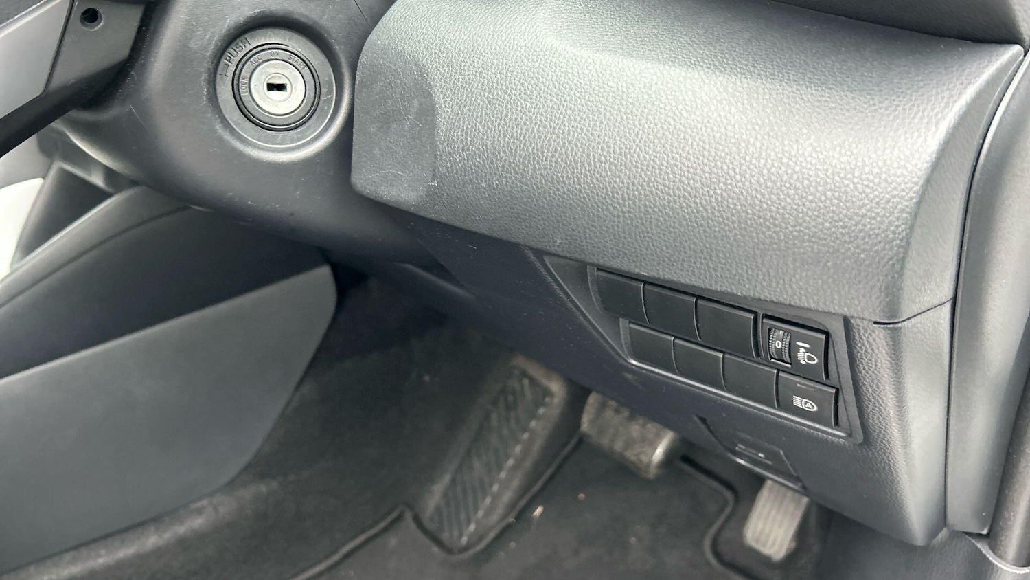 Used Toyota Yaris 2022 for sale - 77238463: Photo 33