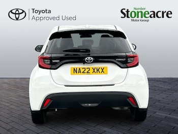 Used Toyota Yaris 2022 for sale - 77238463: Photo