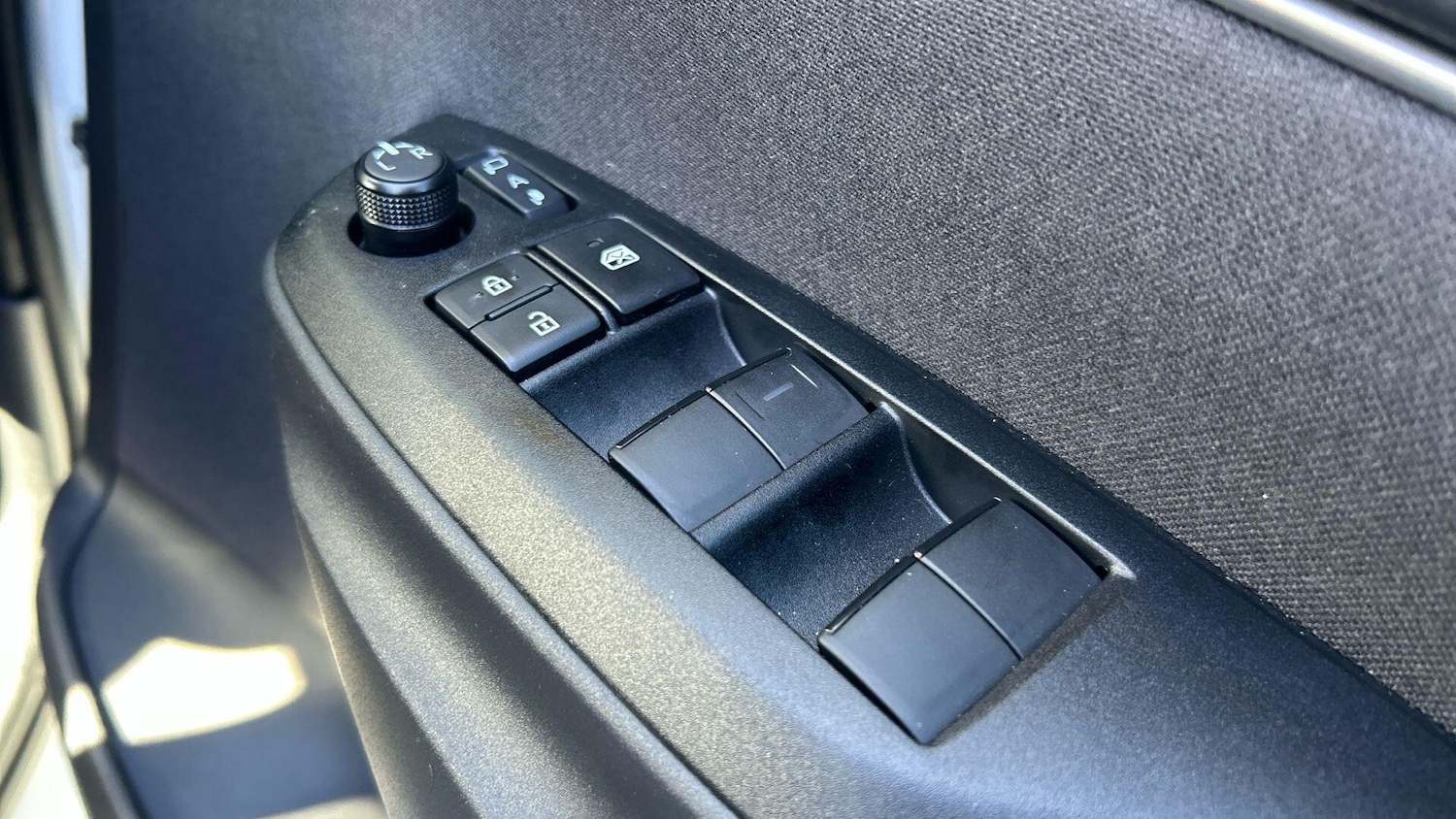 Used Toyota Yaris Cross 2025 for sale - 76714523: Photo 37