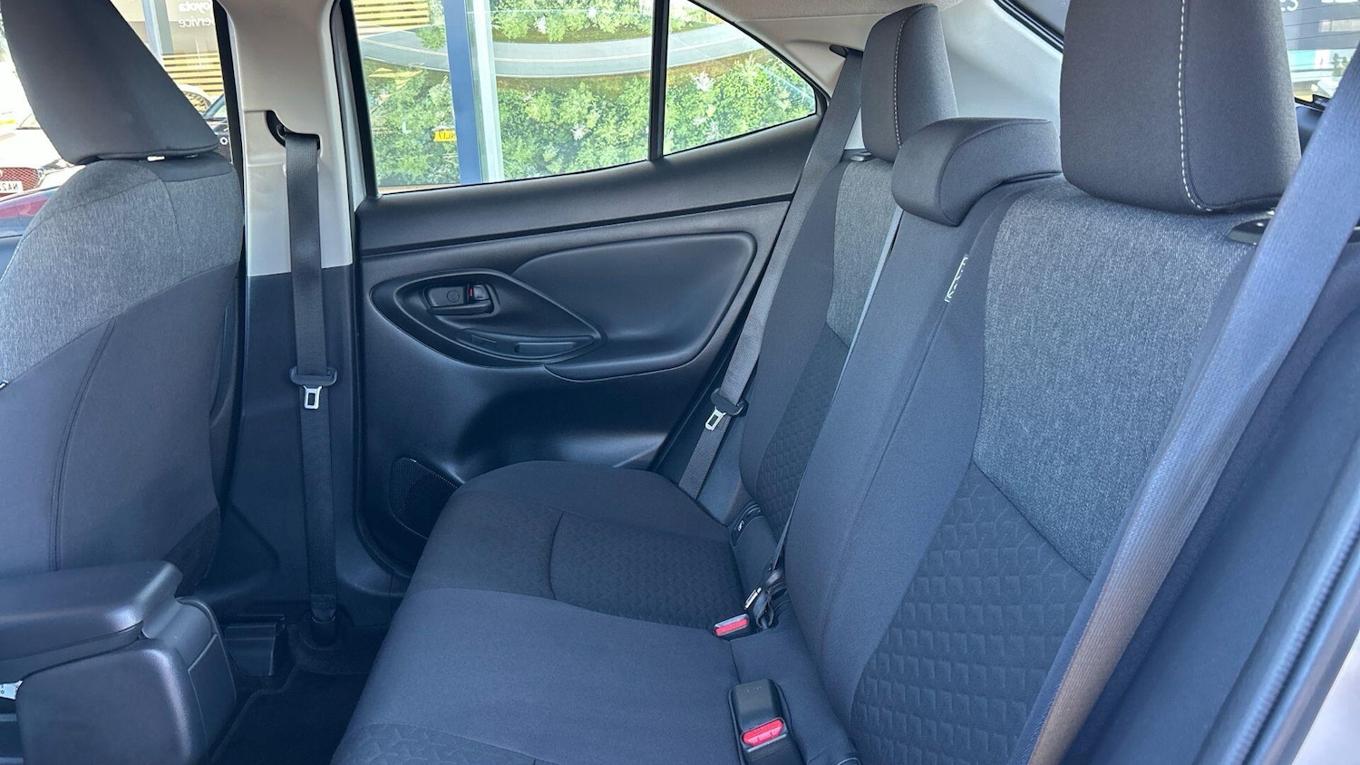 Used Toyota Yaris Cross 2023 for sale - 77939987: Photo 17