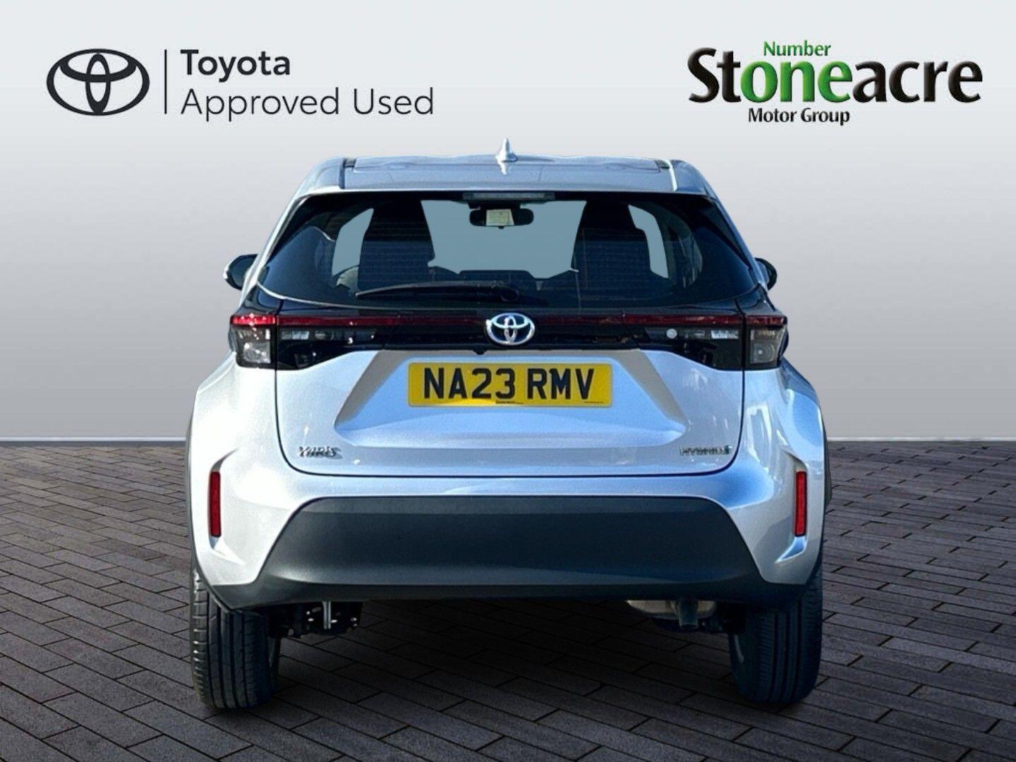 Used Toyota Yaris Cross 2023 for sale - 77939987: Photo 4