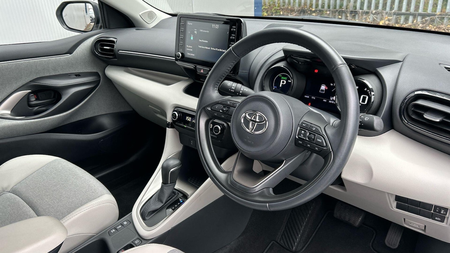 Used Toyota Yaris 2021 for sale - 76936344: Photo 10