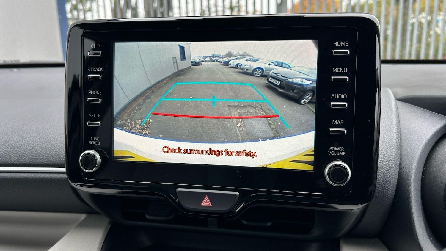 Used Toyota Yaris 2021 for sale - 76936344: Photo 11