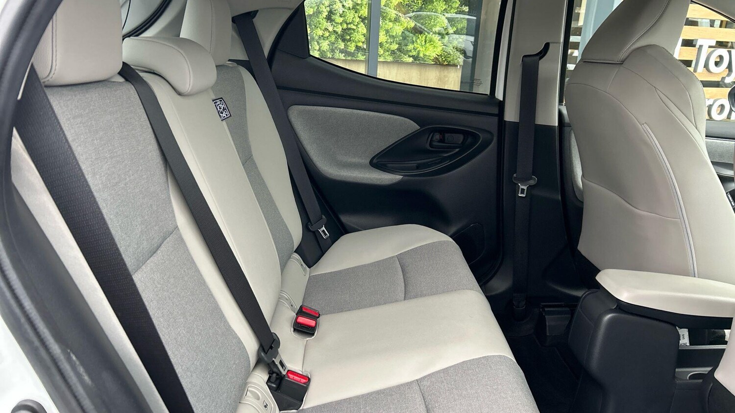 Used Toyota Yaris 2021 for sale - 76936344: Photo 16