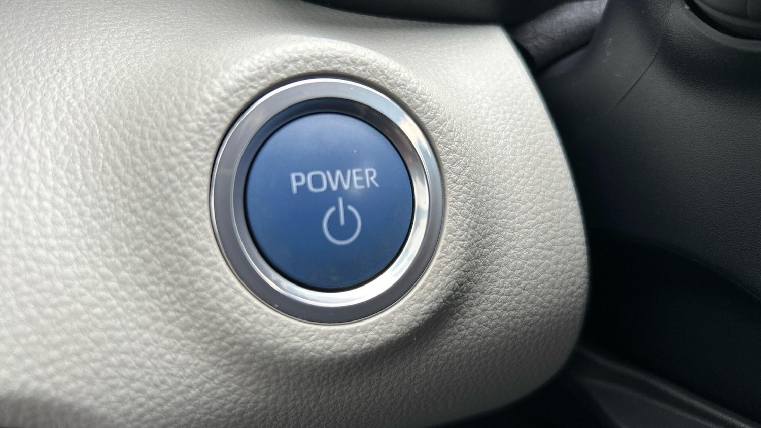 Used Toyota Yaris 2021 for sale - 76936344: Photo 35