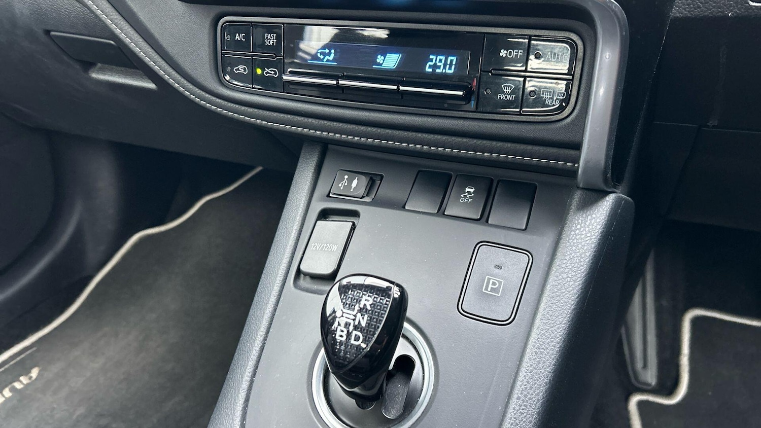 Used Toyota Auris 2019 for sale - 76659194: Photo 32