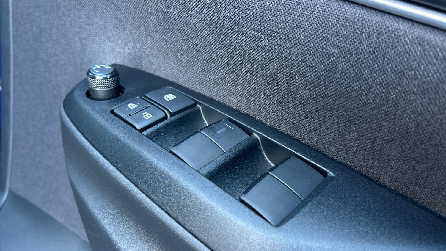 Used Toyota Yaris for sale - 78116158: Photo 38