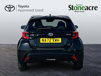 Used Toyota Yaris 2022 for sale - 78573264: Photo