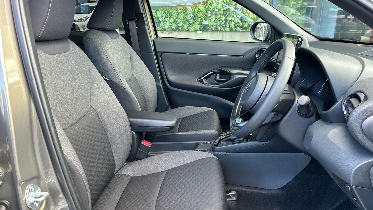 Used Toyota Yaris Cross 2025 for sale - 76059286: Photo 17