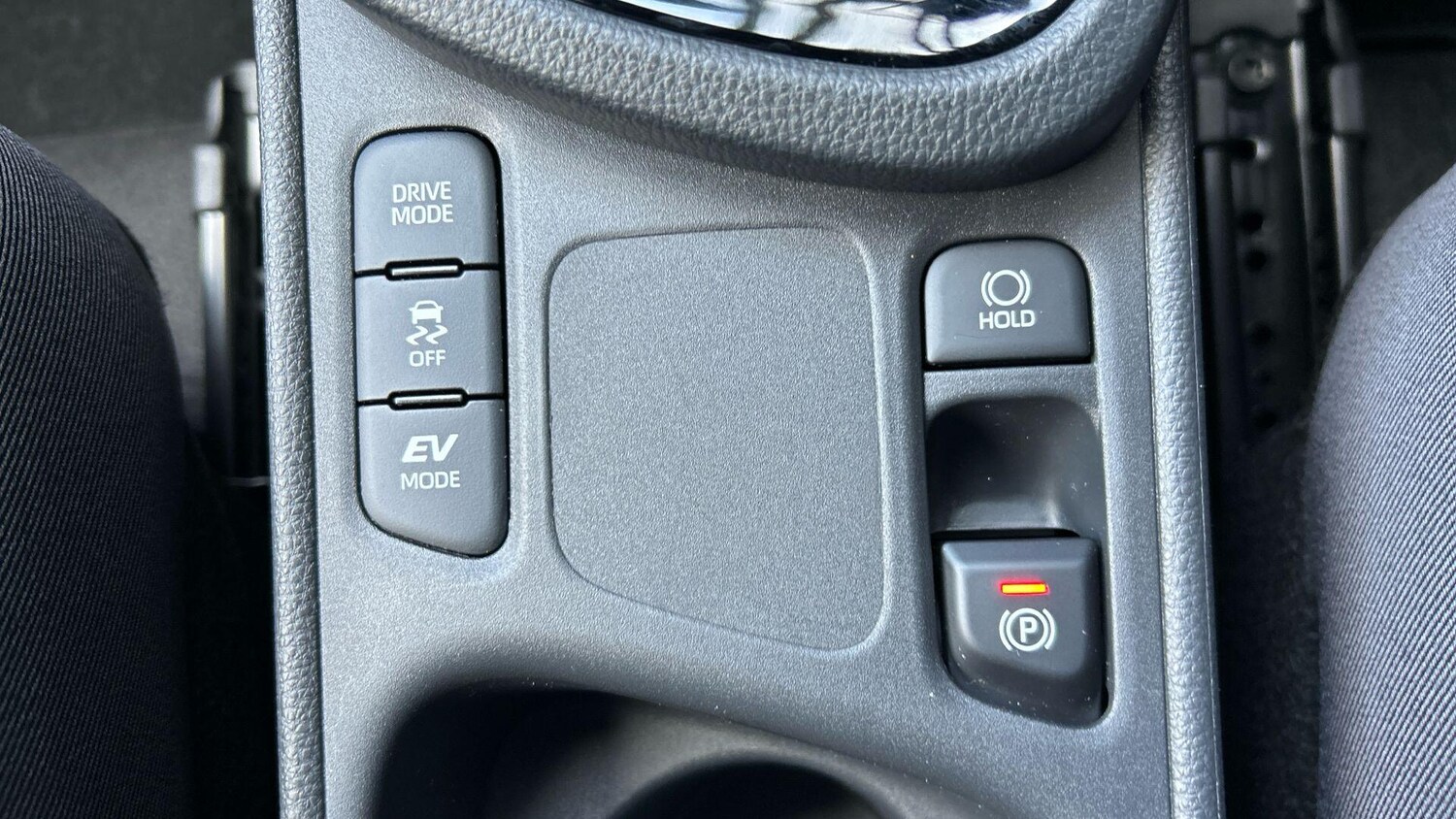 Used Toyota Yaris Cross 2025 for sale - 76059286: Photo 34