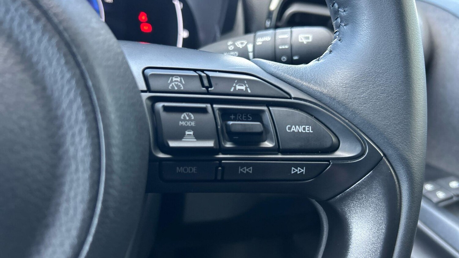 Used Toyota Yaris Cross 2025 for sale - 76059286: Photo 36