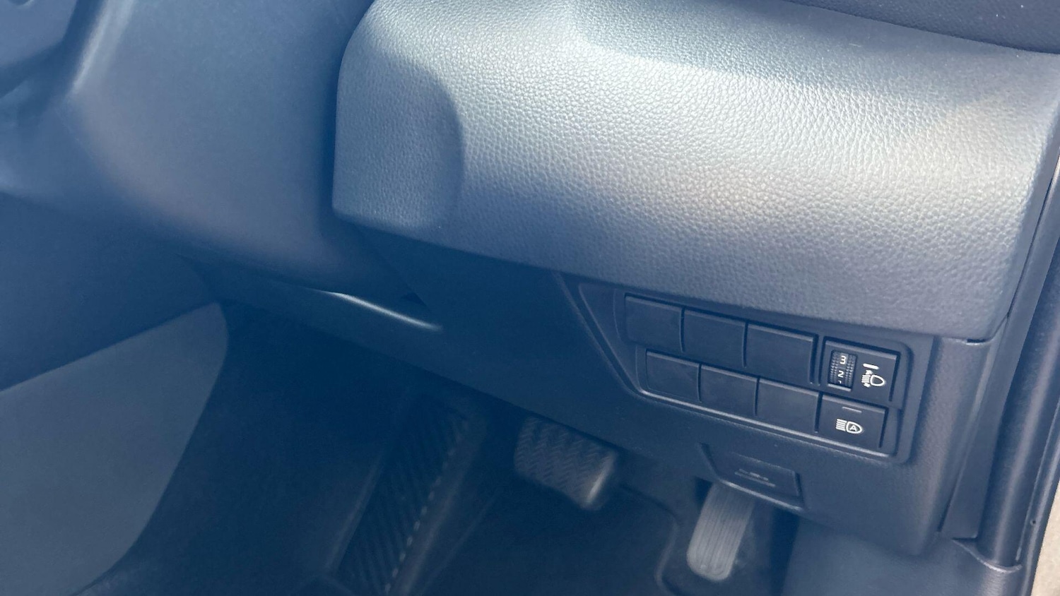 Used Toyota Yaris Cross 2025 for sale - 76059286: Photo 39
