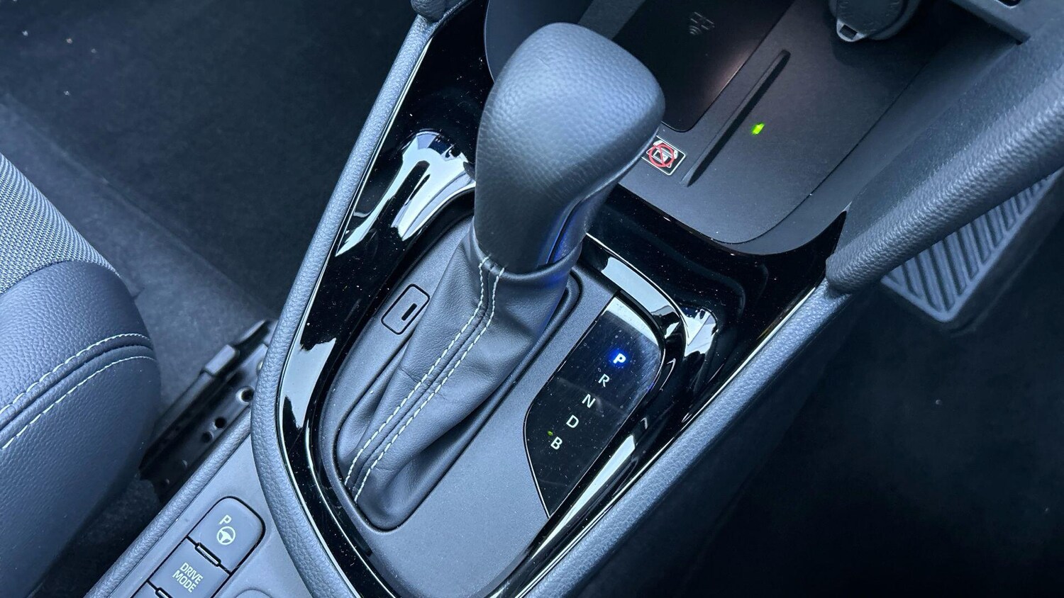 Used Toyota Yaris Cross 2025 for sale - 77768113: Photo 34