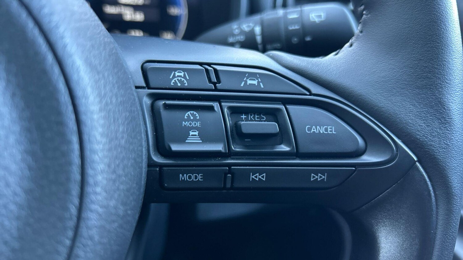 Used Toyota Yaris Cross 2025 for sale - 77768113: Photo 41