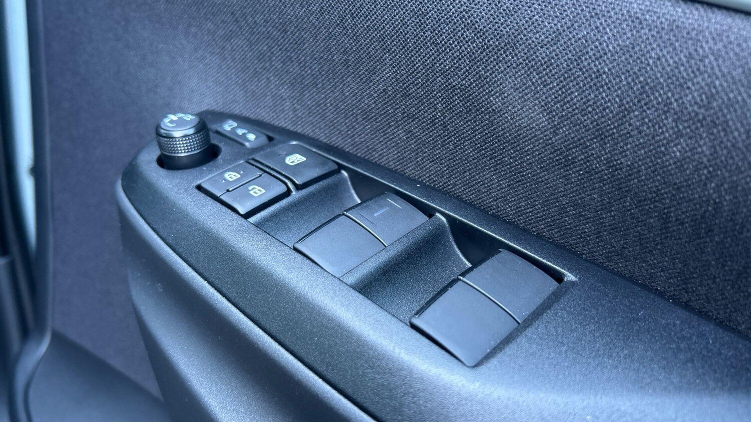 Used Toyota Yaris Cross 2025 for sale - 77768113: Photo 43