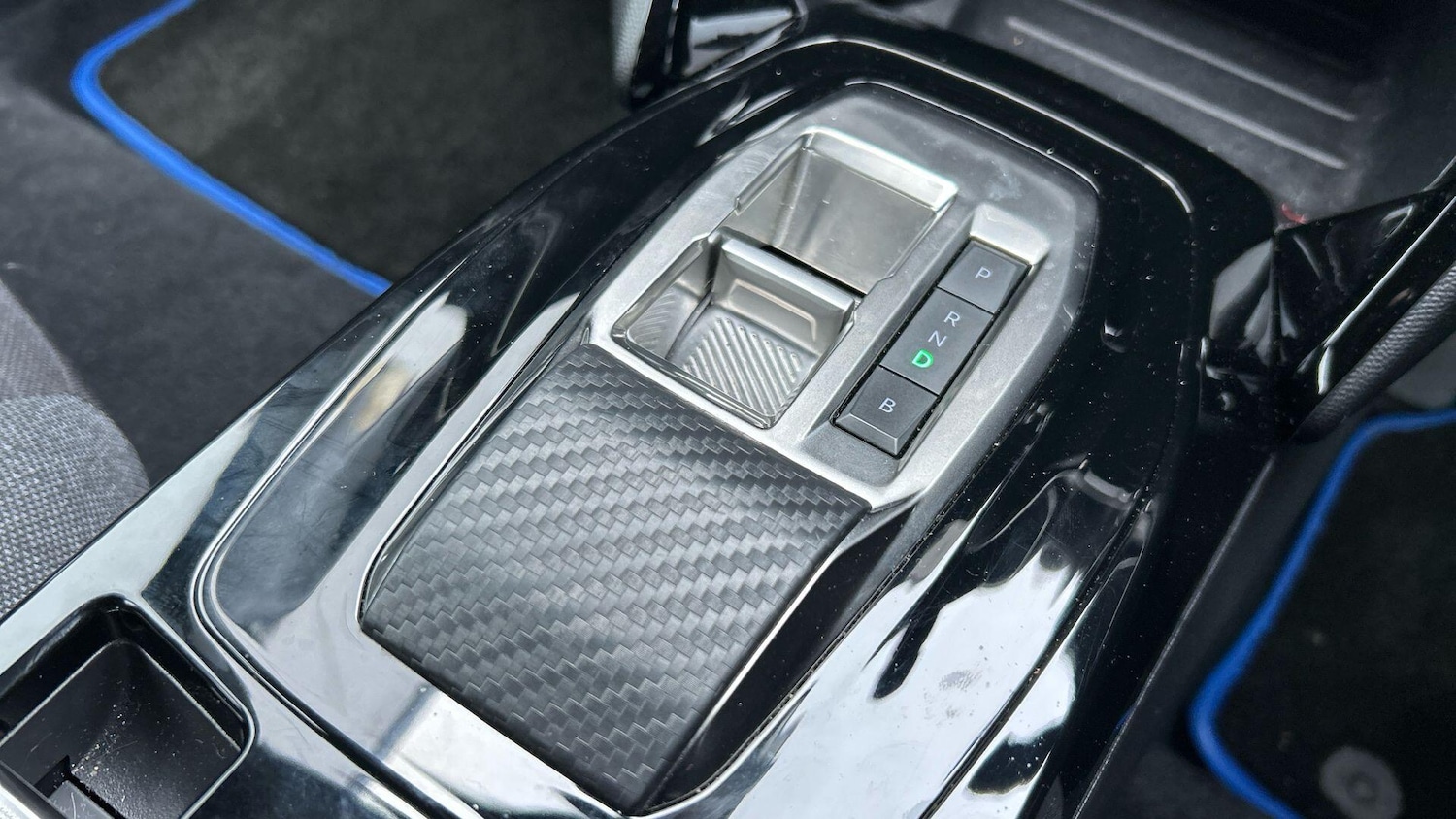 Used Peugeot 2008 2024 for sale - 77970347: Photo 37