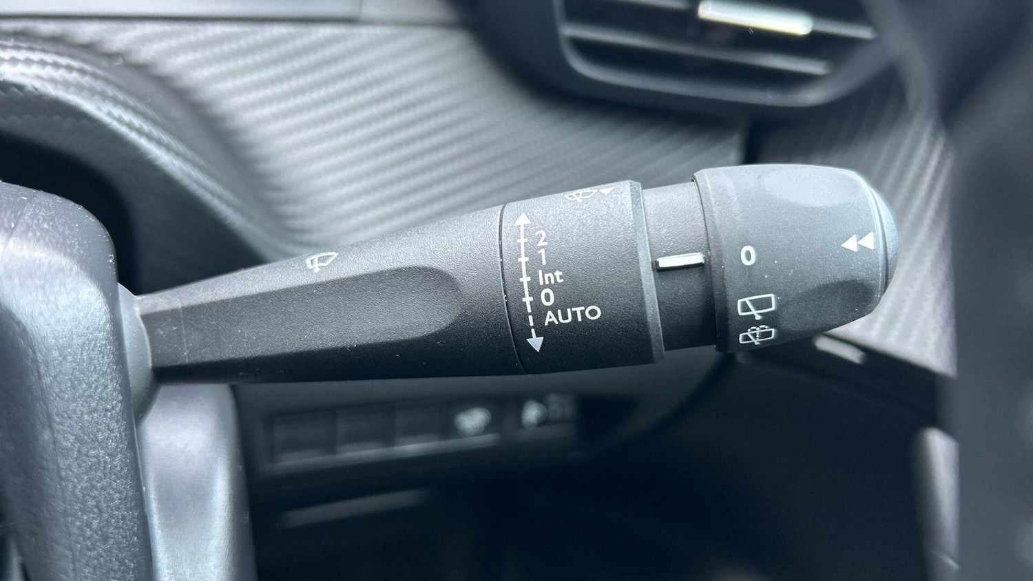 Used Peugeot 2008 2024 for sale - 77970347: Photo 46