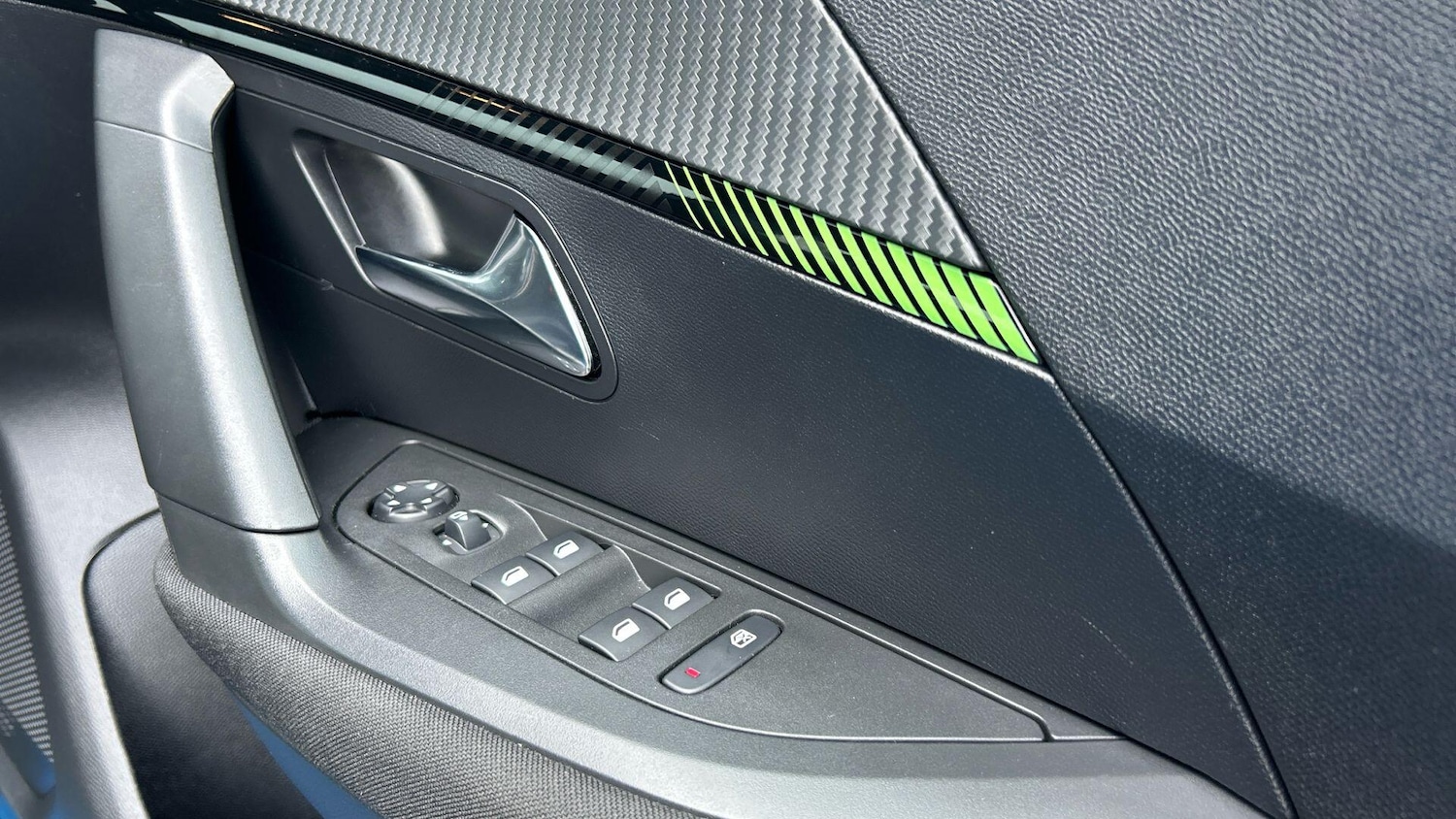 Used Peugeot 2008 2024 for sale - 77970347: Photo 47