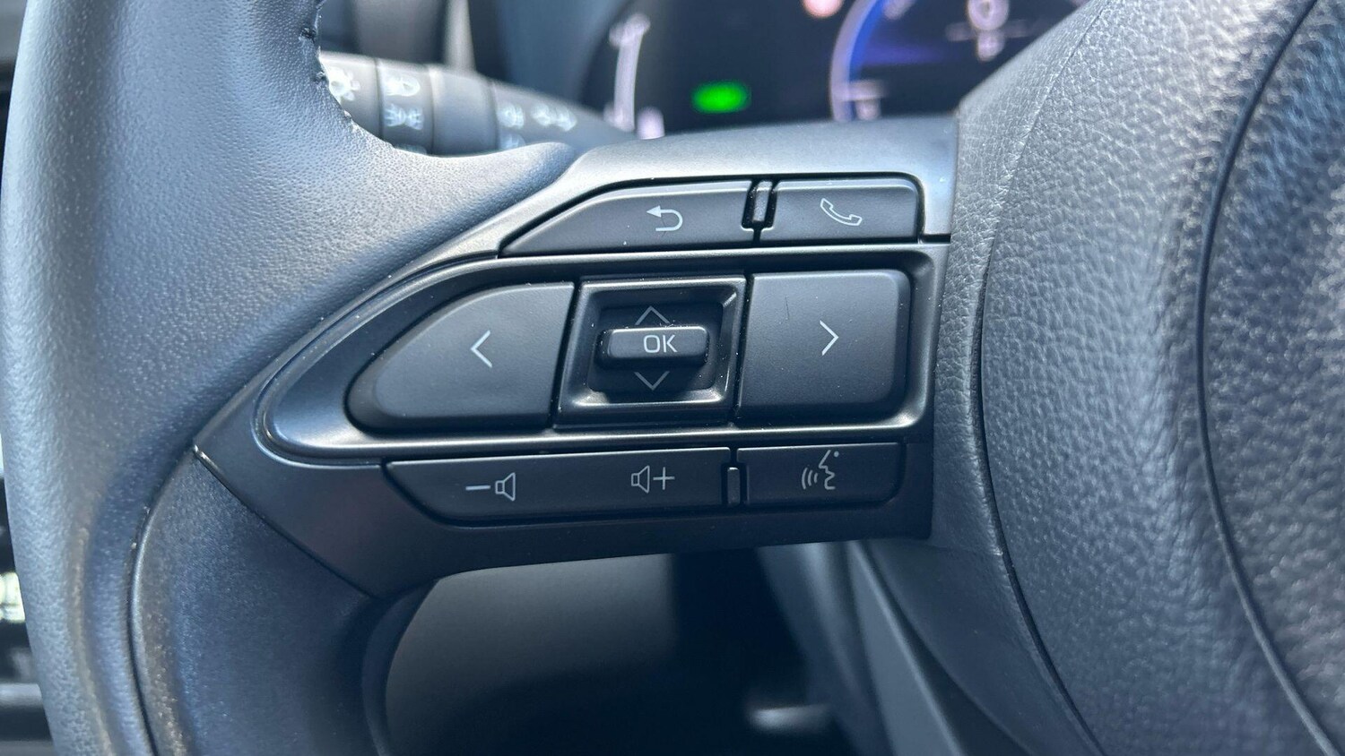 Used Toyota Yaris Cross 2025 for sale - 77657634: Photo 31