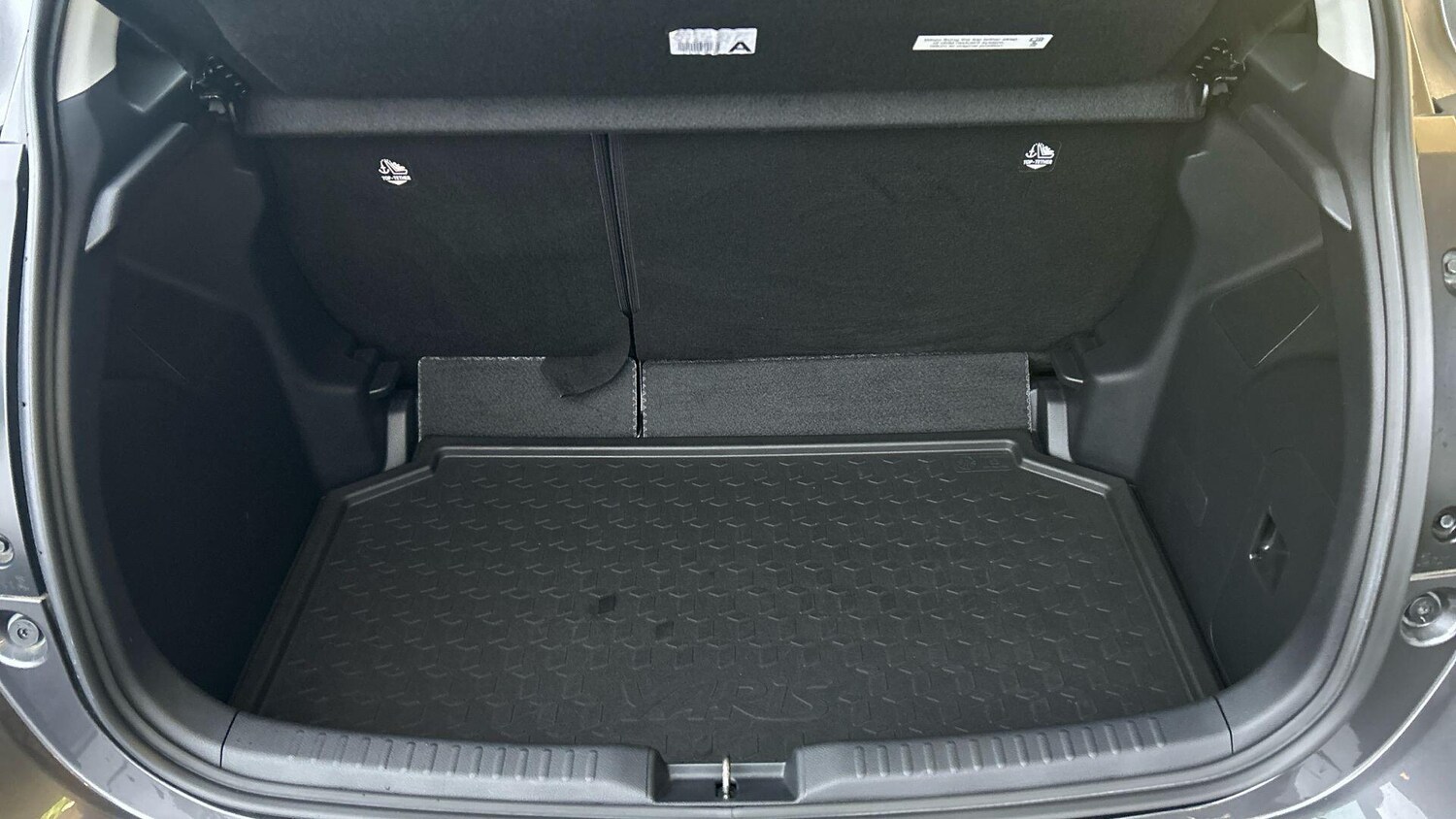 Used Toyota Yaris 2022 for sale - 77574651: Photo 18