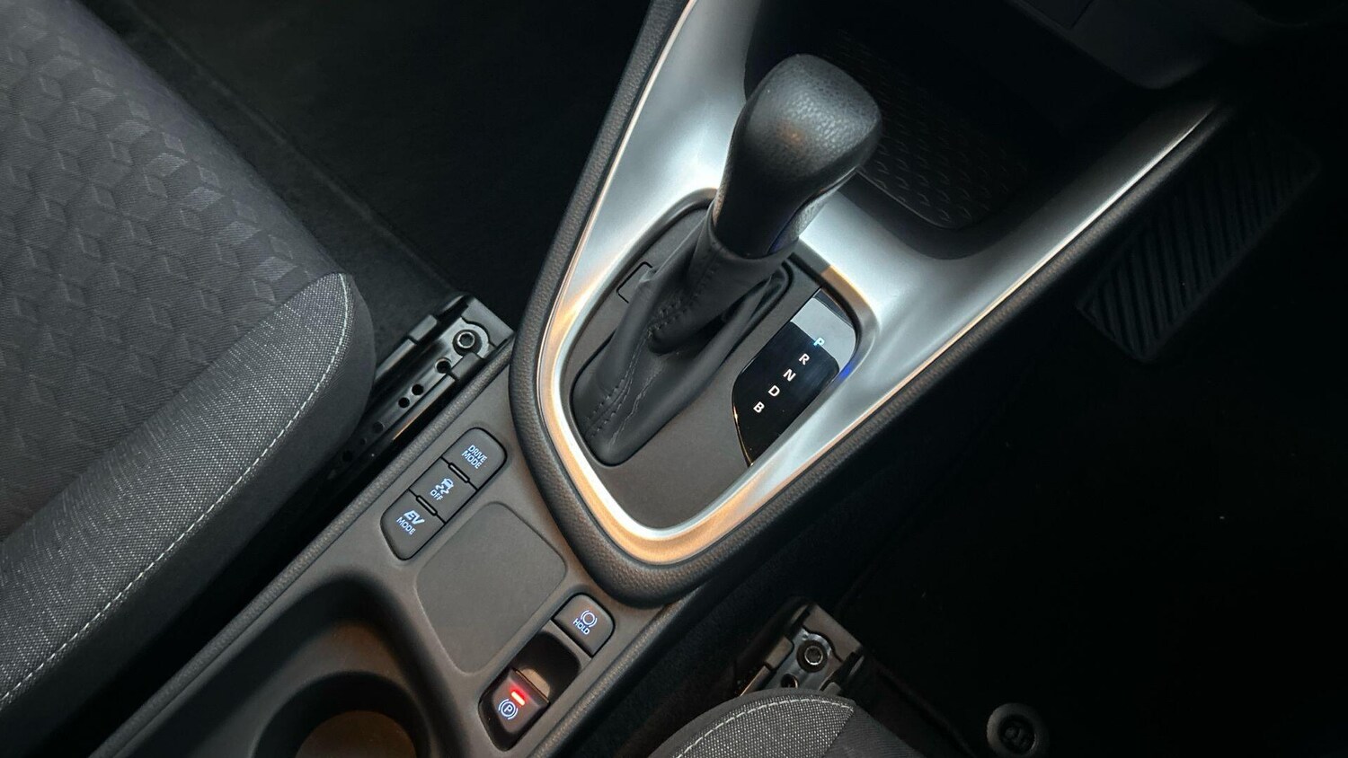 Used Toyota Yaris 2022 for sale - 77574651: Photo 30