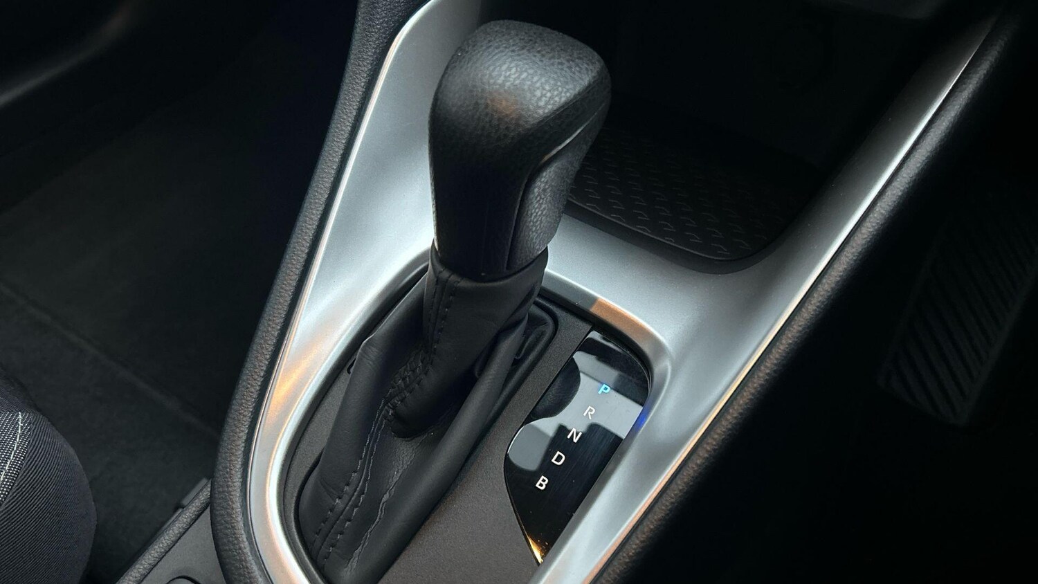 Used Toyota Yaris 2022 for sale - 77574651: Photo 31