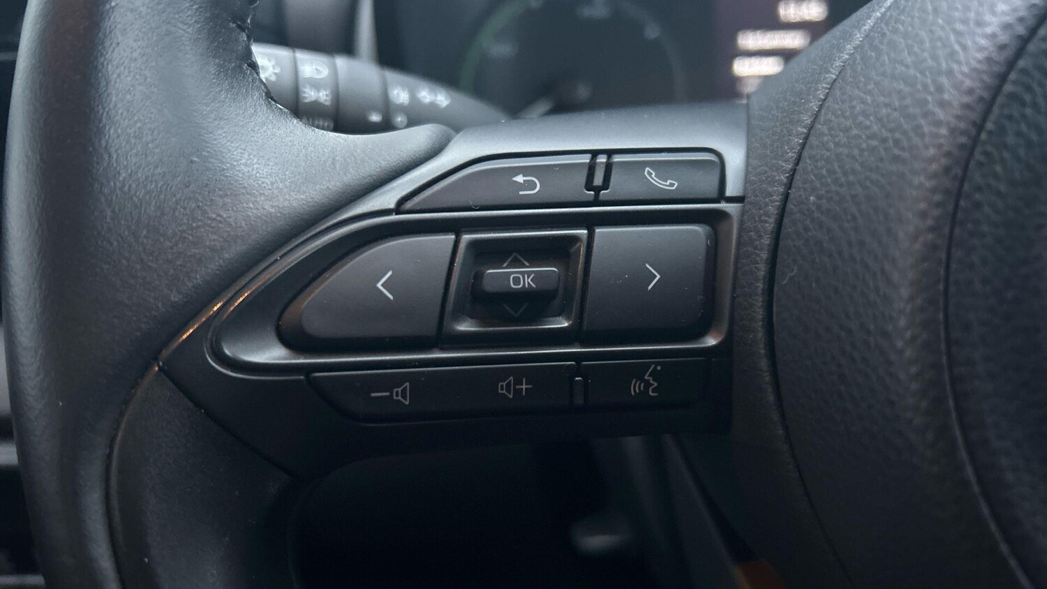 Used Toyota Yaris 2022 for sale - 77574651: Photo 33