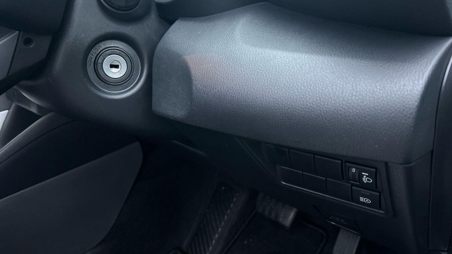 Used Toyota Yaris 2022 for sale - 77574651: Photo 37