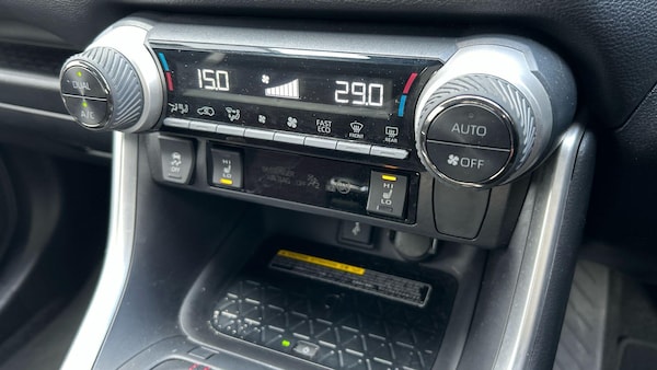 Used Toyota RAV4 2021 for sale - 75622994: Photo 33
