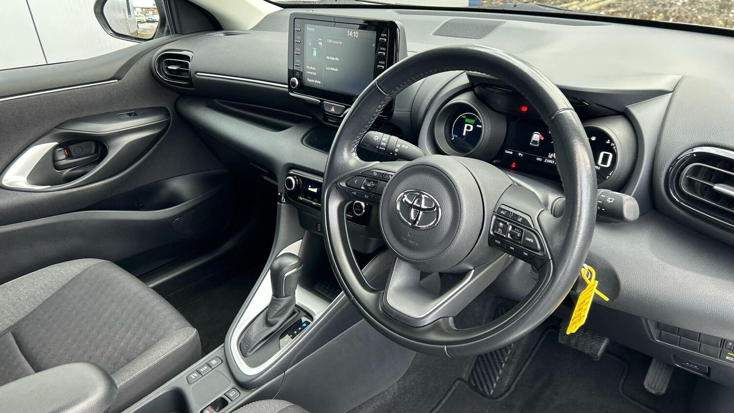 Used Toyota Yaris 2022 for sale - 77412148: Photo 10