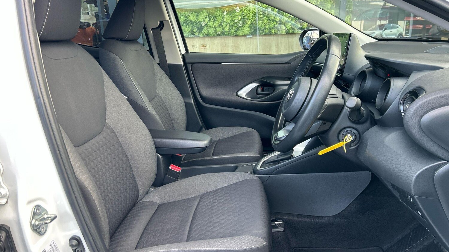 Used Toyota Yaris 2022 for sale - 77412148: Photo 15