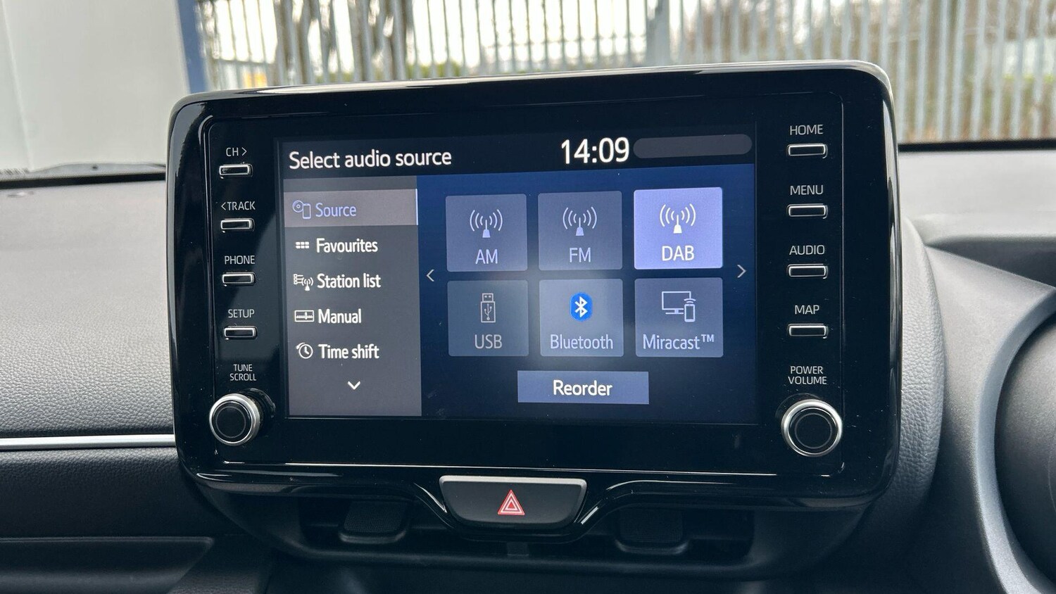 Used Toyota Yaris 2022 for sale - 77412148: Photo 24